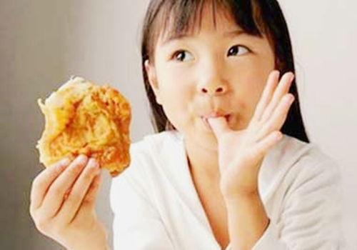 吃瓜少女易文君,吃瓜少女的娱乐圈观察日记